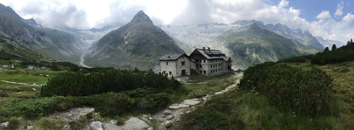 Die Berliner Hütte in den Zillertaler Alpen.