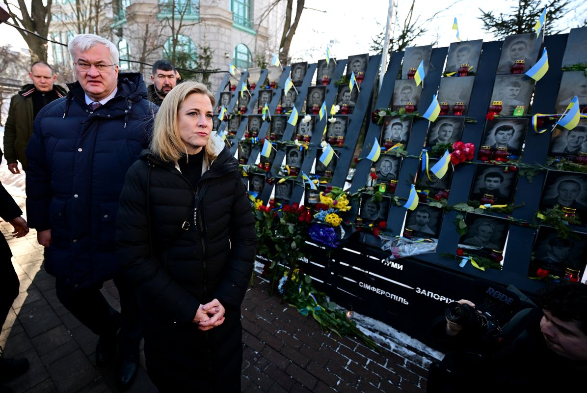 „Bewusste Lüge“: Warum Außenministerin Meinl-Reisinger die FPÖ klagt