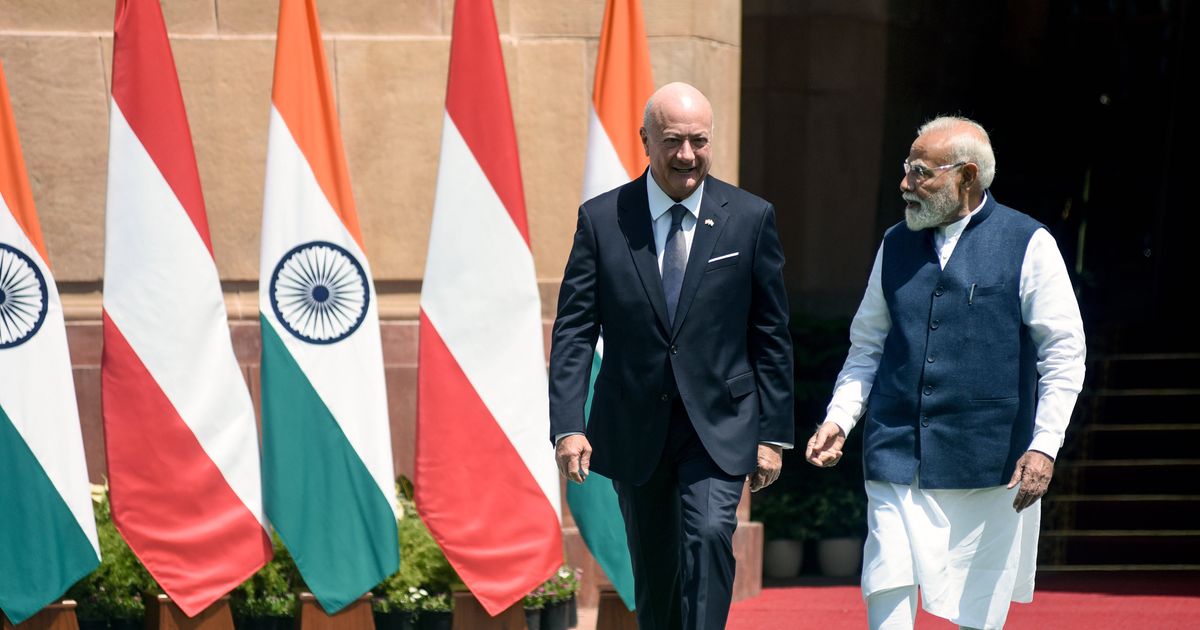 Neue-beste-Freunde-Was-Bundeskanzler-Stocker-in-Indien-macht