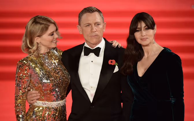 007 und seine Bond-Ladys Lea Seydoux und Monica Bellucci. Beide schwärmten von Craig als wahrem Gentleman - vor und hinter der Kamera.