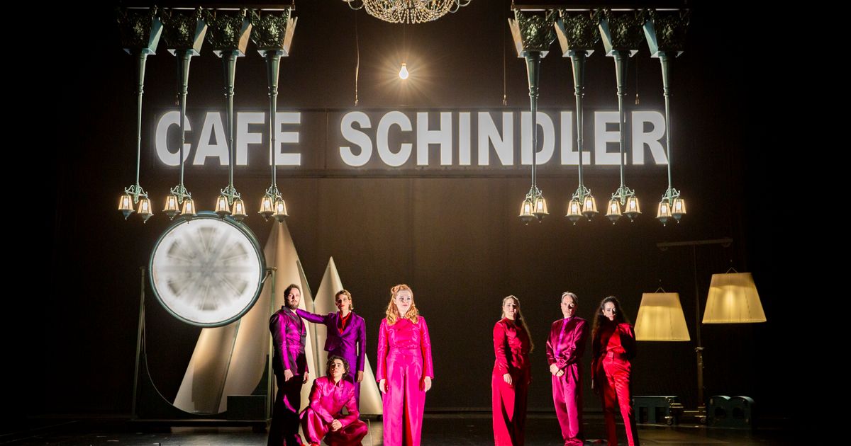 Das-Erfolgsst-ck-Caf-Schindler-kehrt-ins-Tiroler-Landestheater-zur-ck