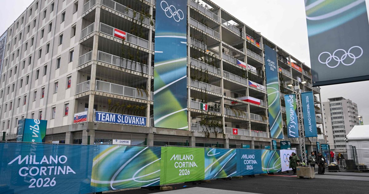 Sicherheitspanne-im-Dorf-in-Mailand-Duschen-mutwillig-besch-digt