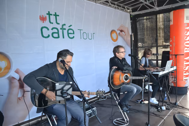 Für Live-Musik sorgte die Band Primetime.