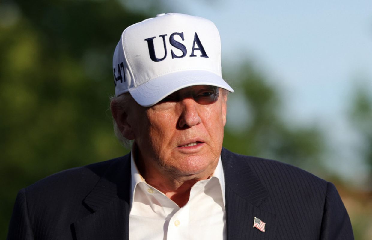Trump: Für Dienstag geplanter Angriff auf Iran ausgesetzt