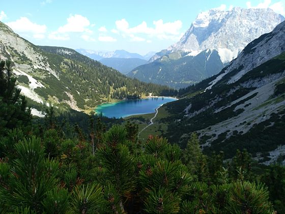 Der Seebensee in Ehrwald - auf dem Weg zur Coburger Hütte.