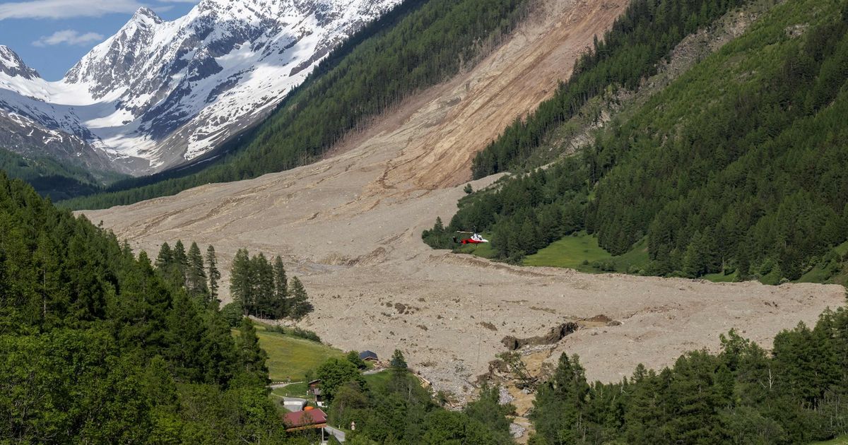 Gletscherabbruch-in-der-Schweiz-Lage-stabil-weiter-Felsabbr-che