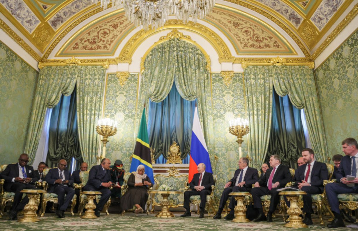 Putin trifft Journalisten bei Wirtschaftsforum