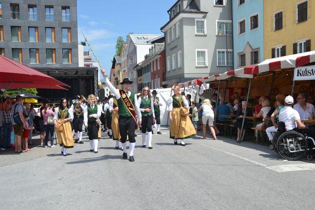Mit einem Sternmarsch der Musikkapelle wurde das Kaiserfest eröffnet.