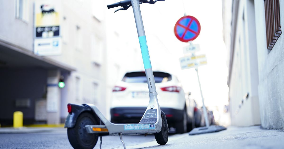 T-dlicher-E-Scooter-Unfall-Zw-lfj-hriges-M-dchen-stirbt-bei-Kollision-mit-Pkw