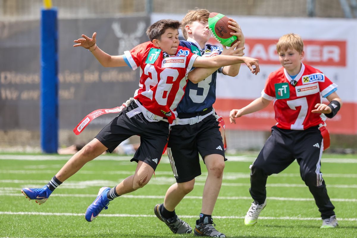Flag Football boomt in Tirol: Siegreiche Teams strahlten bei der Schulmeisterschaft