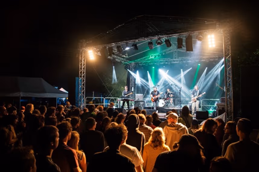 Festivalgaudi “Woodlight“ vereint Musik und Natur