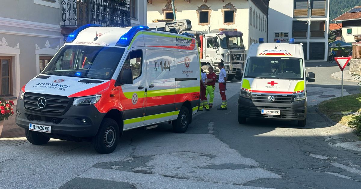 Mopedfahrer-fuhr-Kind-in-Itter-an-Siebenj-hrige-verletzt-in-Klinik-geflogen