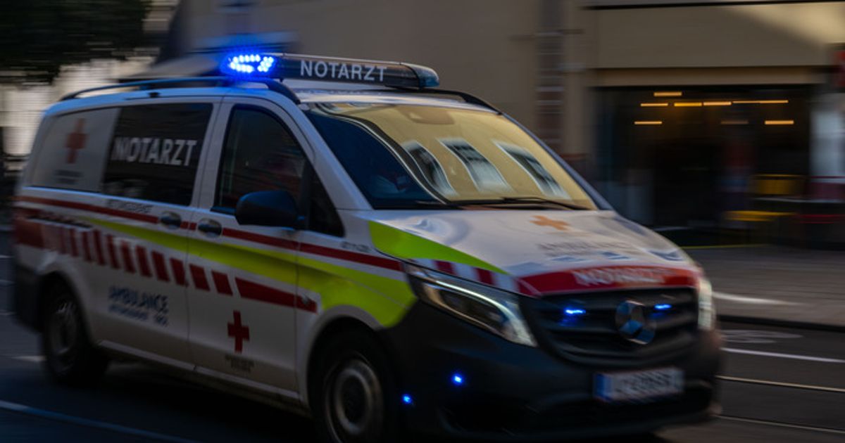 Auto-berschlug-sich-auf-Reschenstra-e-in-Pfunds-Zwei-Verletzte