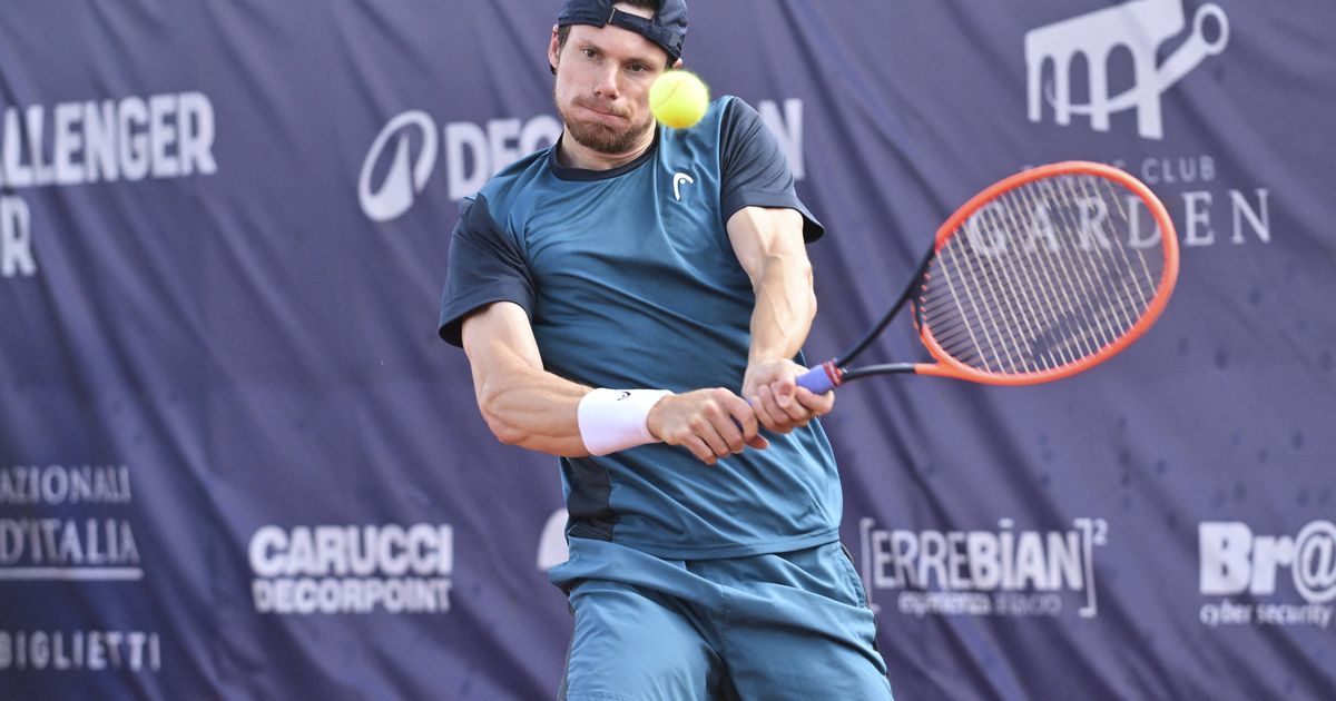 Gebuchten-Flug-gestrichen-Tiroler-Tennis-Ass-Kopp-ist-auf-Erfolgstour