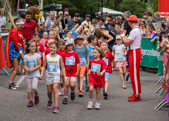 Klasse bis 6 Jahre (Äffchen - 800m)