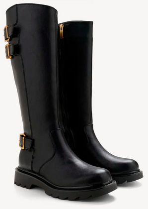 Zeigt her eure Schuhe: Bei diesen Tamaris-Stiefeln fühlt sich jeder Schritt mit Touchit-Fußbett an wie gemacht für seinen Träger. 