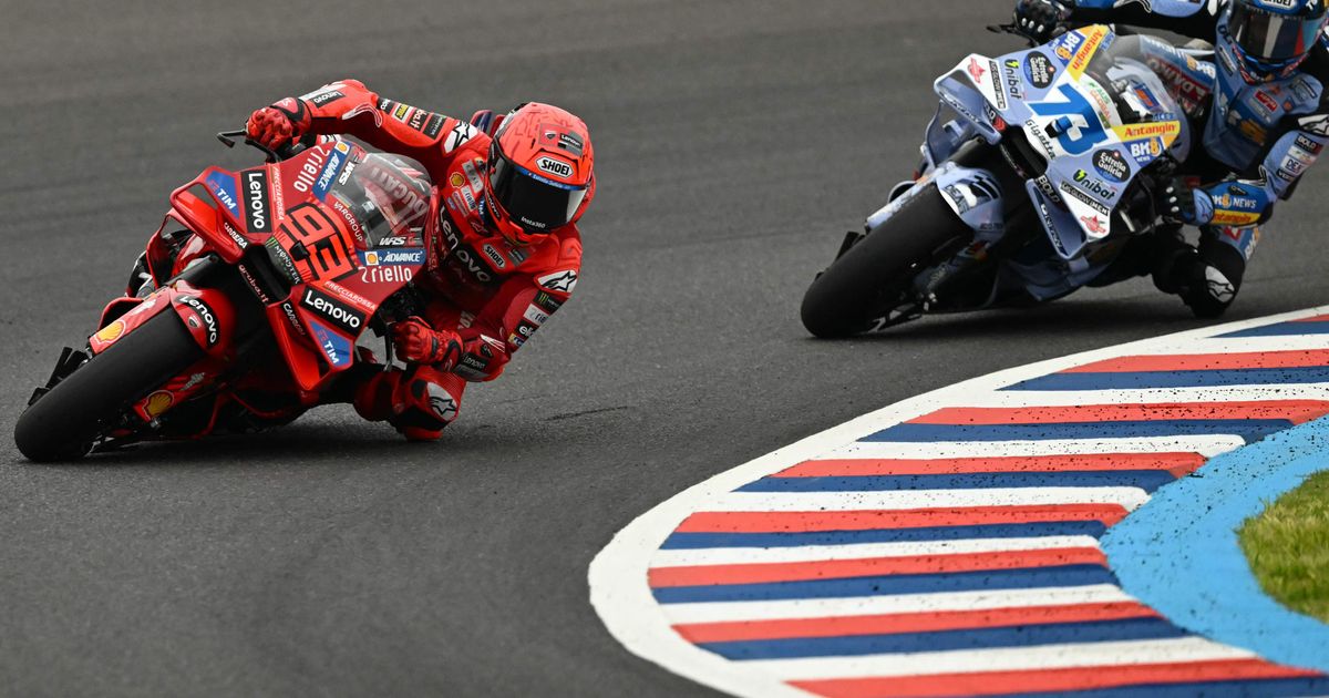 Marc-Marquez-gewann-vor-seiem-Bruder-Alex-den-MotoGP-Sprint-in-Argentinien