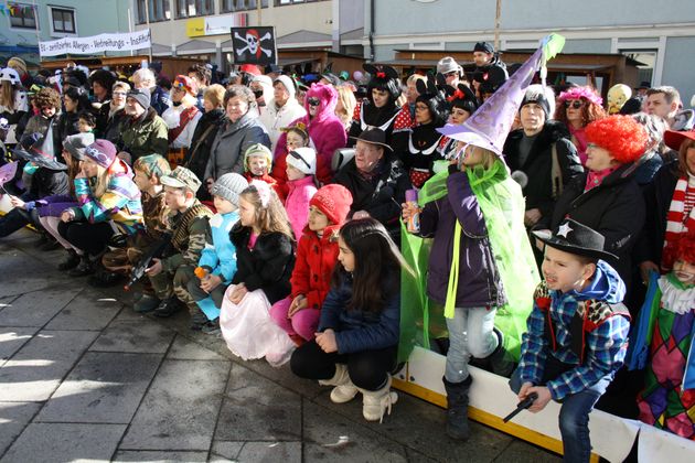 Unsinniger Donnerstag in Jenbach.