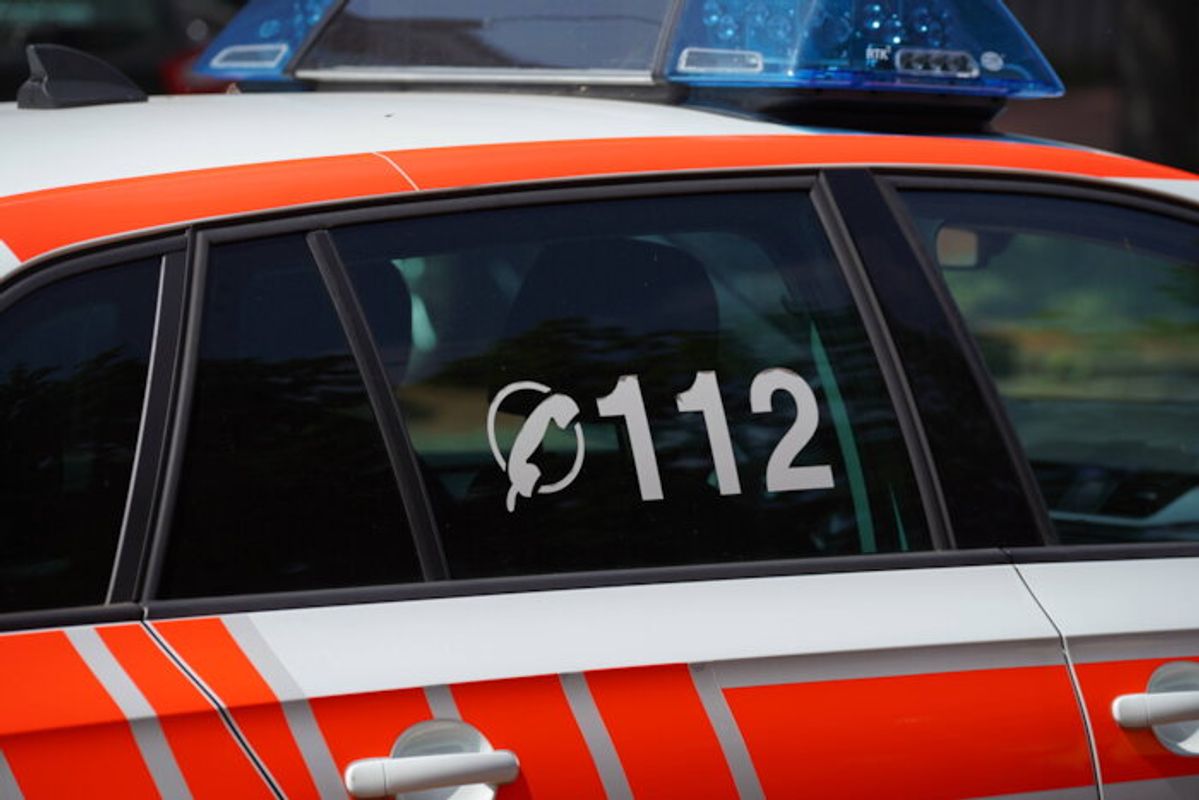 Reisebus mit Schulkindern kollidierte mit Linienbus: Mehrere