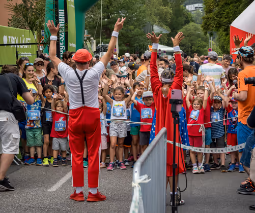 Klasse bis 6 Jahre (Äffchen - 800m)