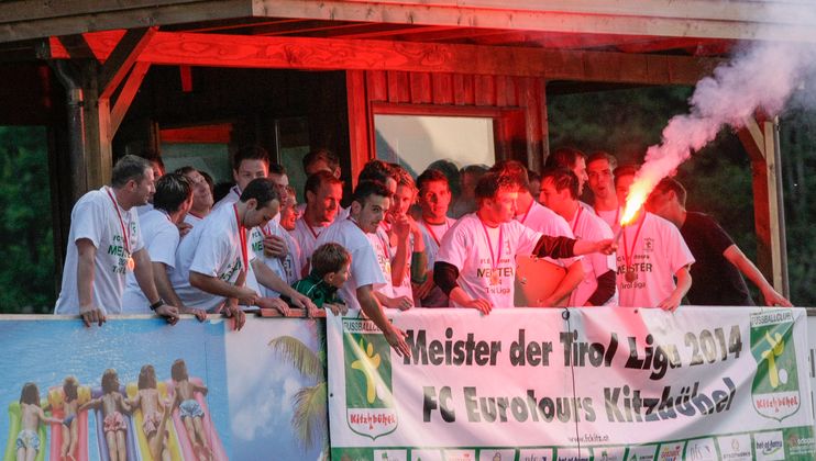 UPC Tirol Liga: Die meisten Treffer (90), die wenigsten Gegentore (32) und zum Drüberstreuen auch noch die meisten Siege (23). Keine Frage: Der FC Kitzbühel hat sich den Titel in der UPC Tirol Liga redlich verdient.