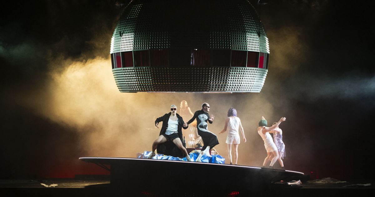 Ekstase-Exzess-und-Ern-chterung-Fabian-oder-Der-Gang-vor-die-Hunde-in-Bozen