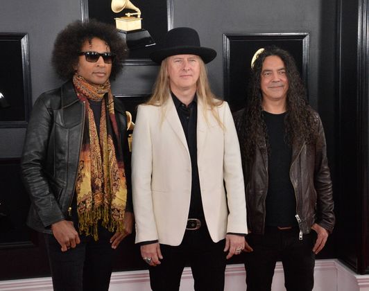 William DuVall, Jerry Cantrell, Mike Inez.