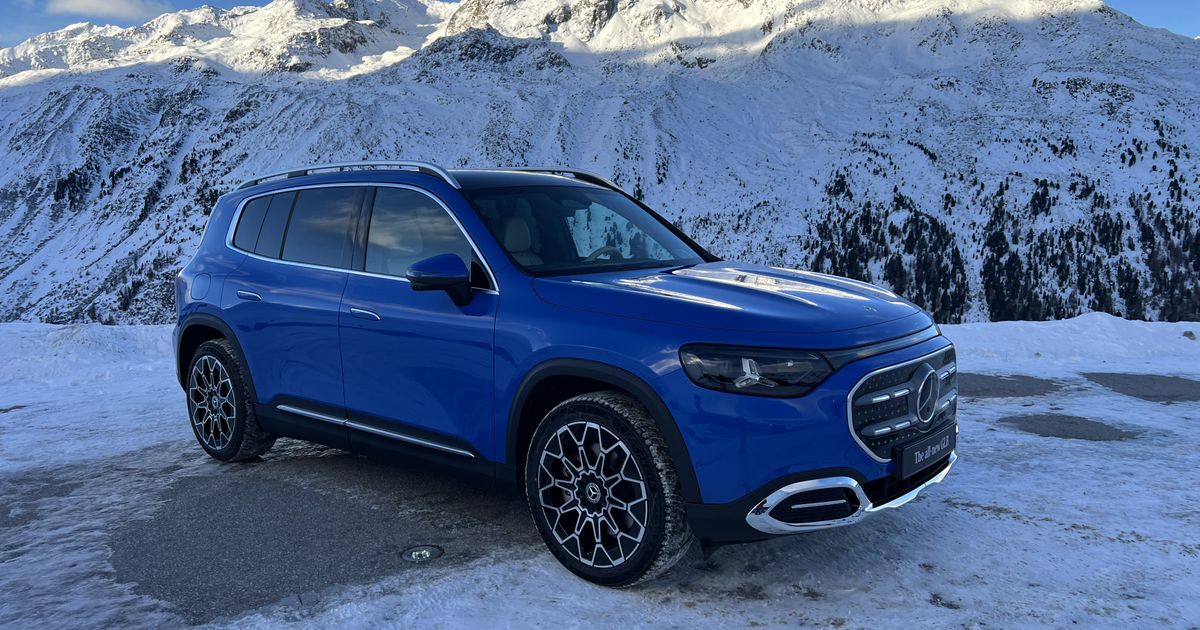 fulminante-lichtspiele-im-hintersten-tztal-mercedes-funkelt-mit-neuer-glb-generation