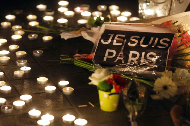 "Ich bin Paris": Auf der ganzen Welt zeigten die Menschen wie schon nach den Anschlägen auf das Satiremagazin "Charlie Hebdo" Anteilnahme.