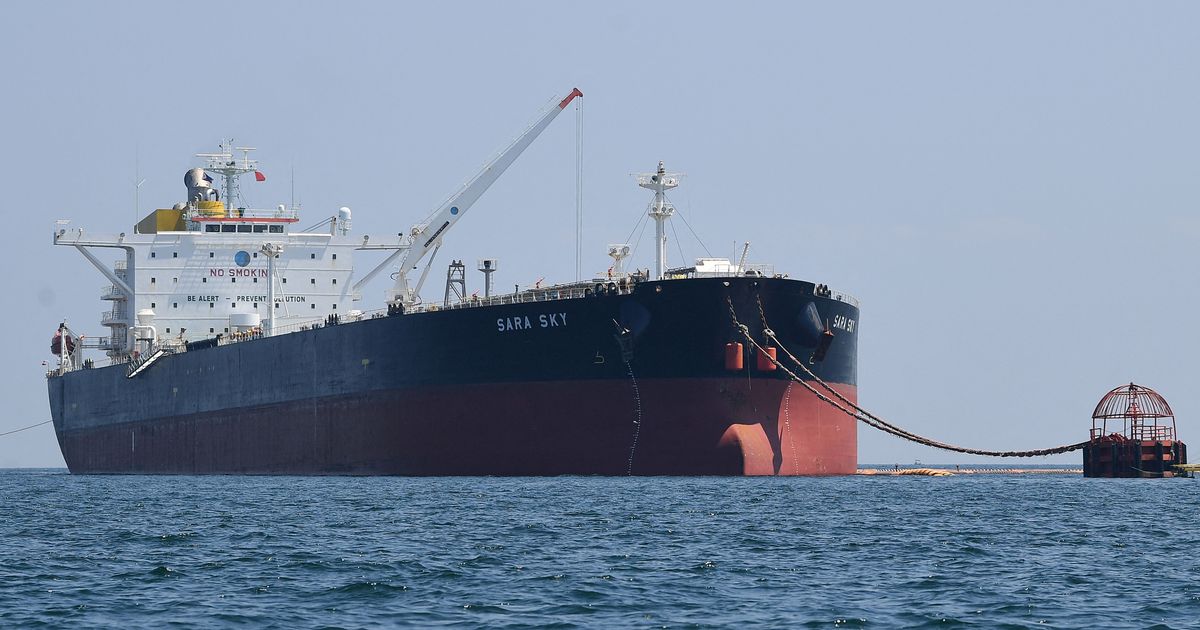 Iranische-Boote-schie-en-auf-Tanker-in-Stra-e-von-Hormuz