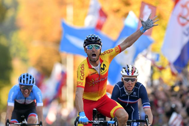 Alejandro Valverde setzte sich im Zielsprint vor der Innsbrucker Hofburg durch.