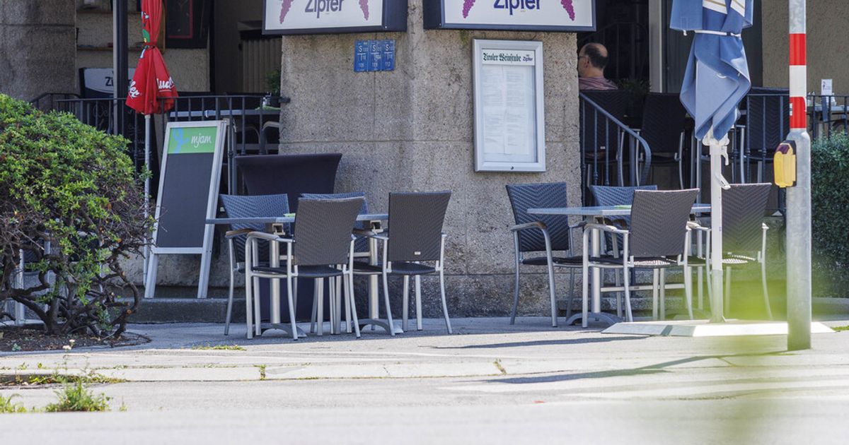 End of an era for a traditional establishment: Tyrolean wine tavern in ...