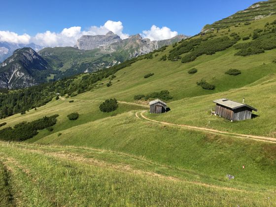 Im Gschnitztal am Weg vom Blaser auf das Padasterjochhaus.