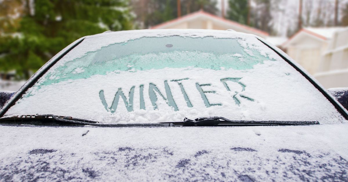Wie-man-das-Auto-schnell-und-schadlos-von-Eis-befreit