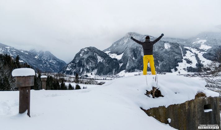 Neuschnee in Mayrhofen: Thomas Eberharter freut's offensichtlich sehr.