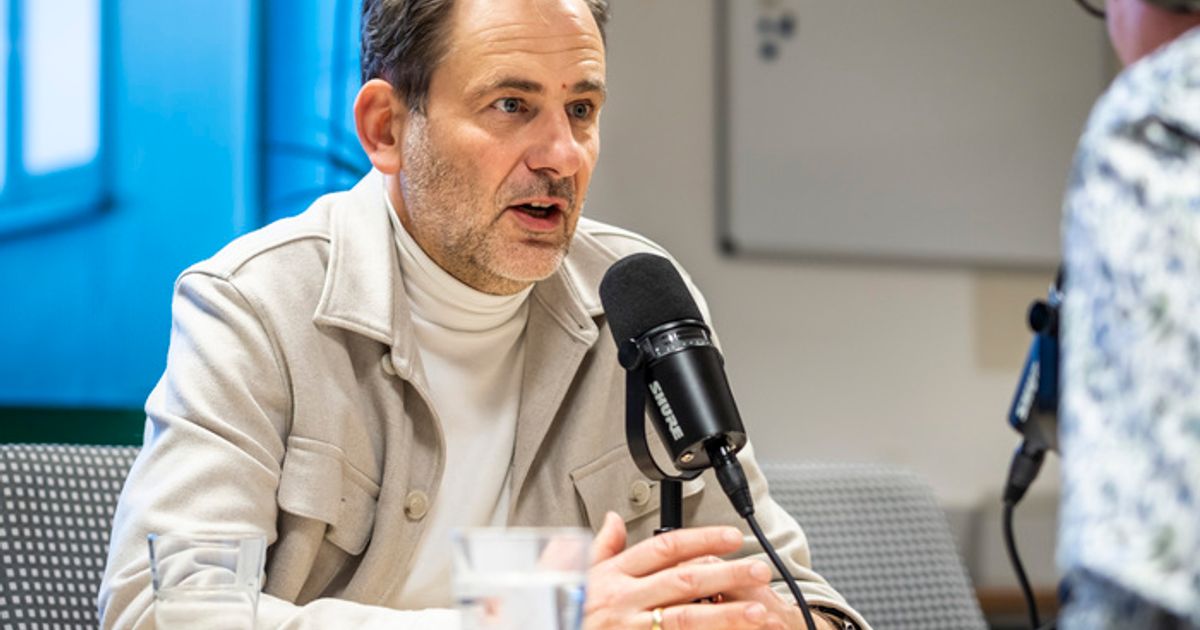 Pers-nliche-Beratung-und-Shopping-Erlebnis-Wie-Mode-Feucht-auf-station-ren-Handel-setzt