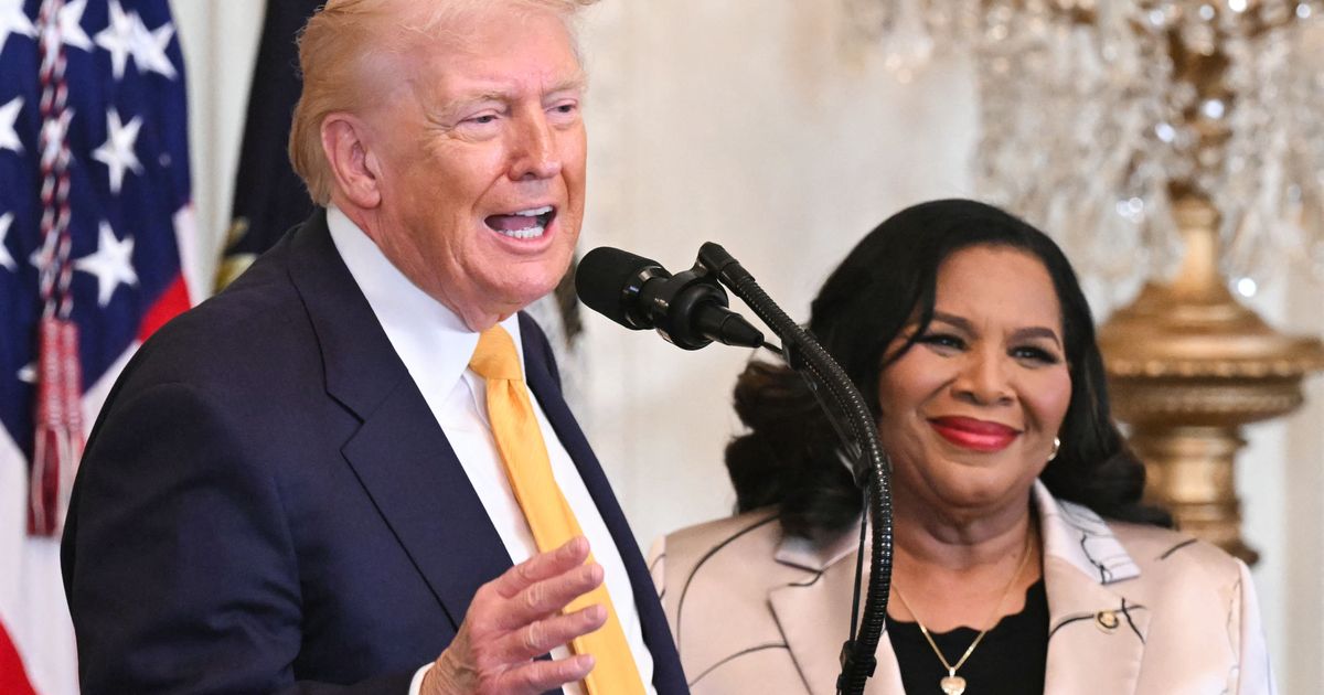 Trump-ehrt-schwarze-Amerikaner-und-weist-Rassismusvorw-rfe-zur-ck