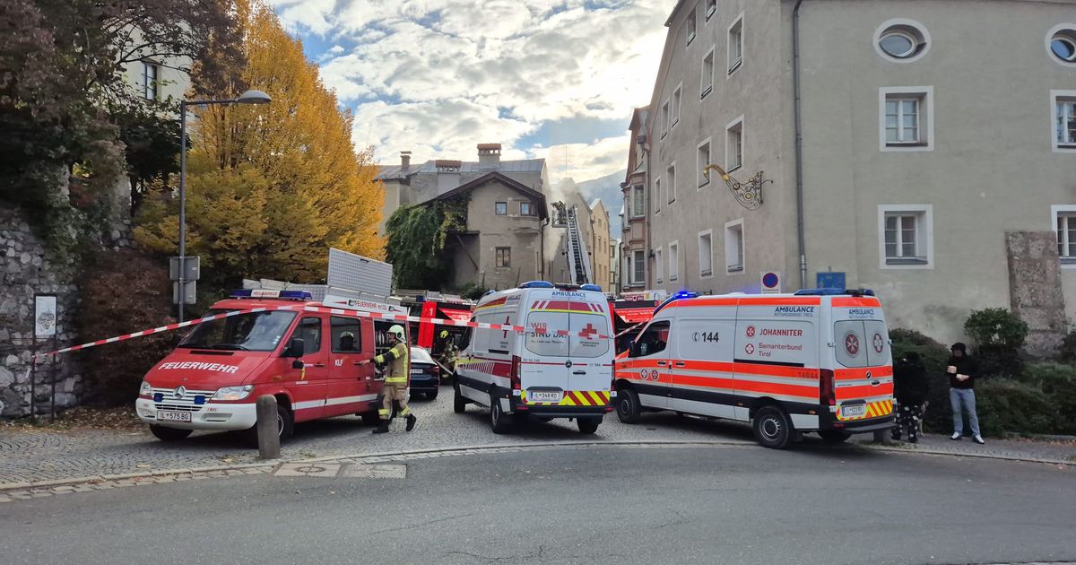 Stundenlanger Großeinsatz: „Brand aus“ in Haller Altstadt, Haus ist ...