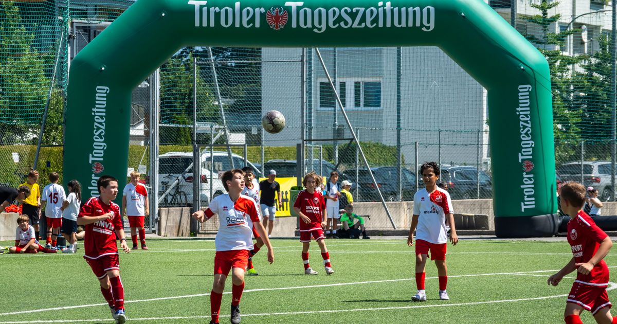 Diese-16-Vereine-schafften-es-in-das-Finale-des-Tiroler-Traditionsturniers