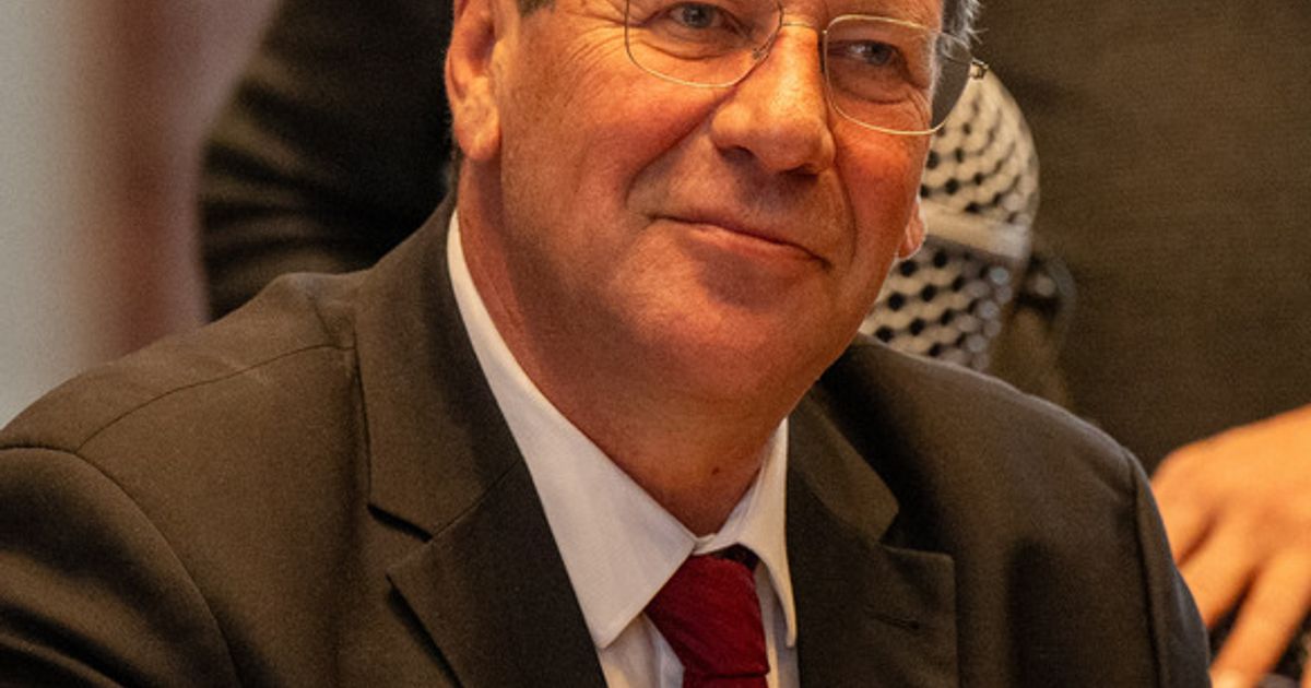 -Auf-dem-Irrweg-Tiroler-VP-attackiert-Bildungsminister-Wiederkehr