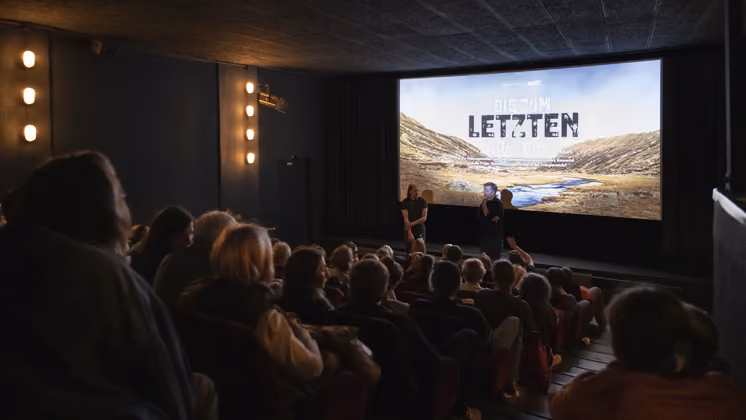 Filmemacher Harry Putz stellte seinen Film "Bis zum letzten Tropfen" im ausverkauften Cinematograph vor. 