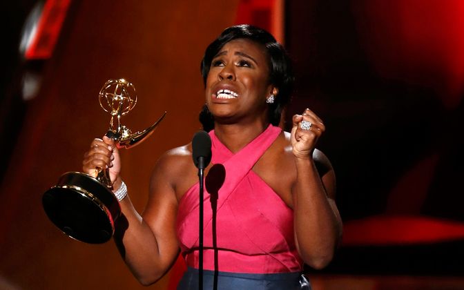 Über den Emmy als Beste Drama-Nebendarstellerin freute sich Uzo Aduba.