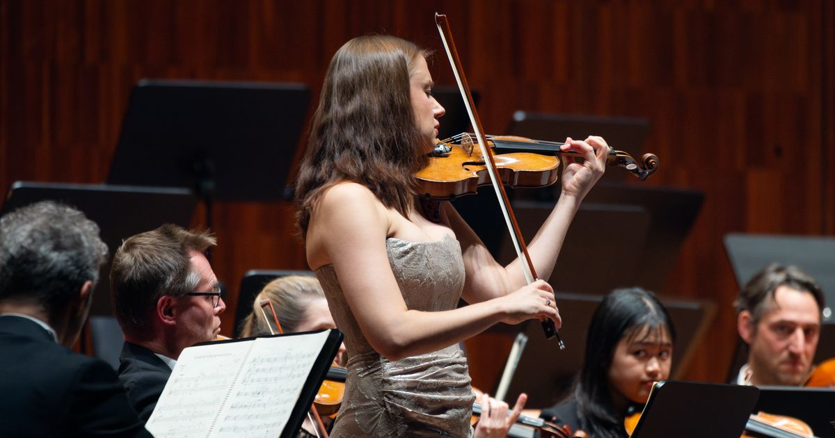 Krist-ne-Balanas-rockt-Innsbruck-Atemloser-Abend-zwischen-Licht-und-Beethoven