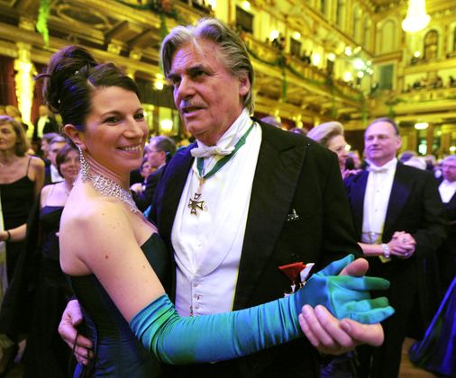 Peter Simonischek beim Philharmonikerball 2010.