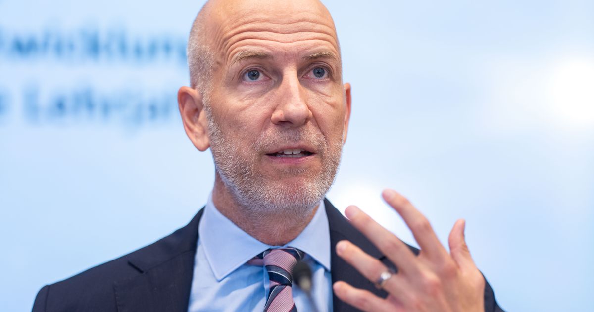 Notenbank-Chef-antwortet-Tirolern-Bleibt-das-Bargeld-und-wann-endet-Teuerungswelle-