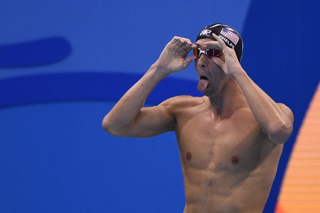 Ätsch! Für US-Schwimmstar Michael Phelps gab es bisher vier Goldmedaillen. 22 hat er insgesamt.