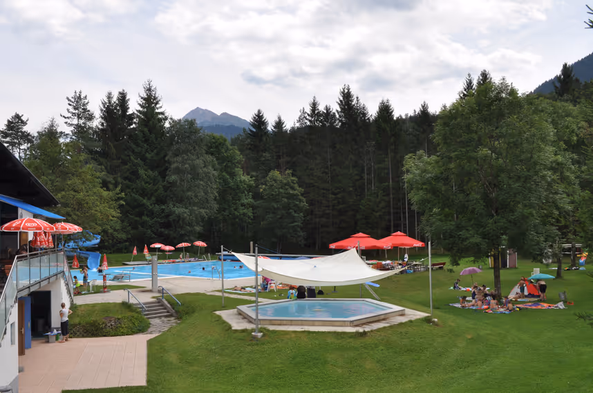 Trotz vieler Hitzetagen keine Badrekorde im Bezirk Reutte