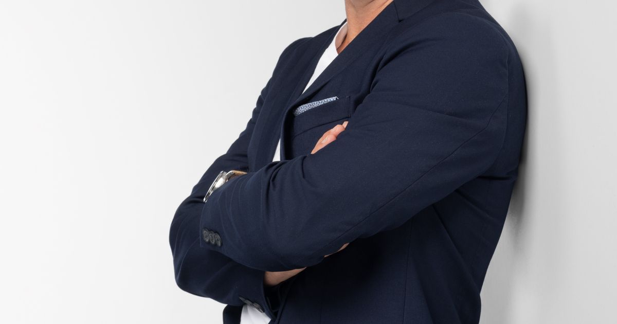 Tricks-vom-Profi-Mit-diesen-Gesten-wird-man-beliebter-und-selbstbewusster-als-je-zuvor