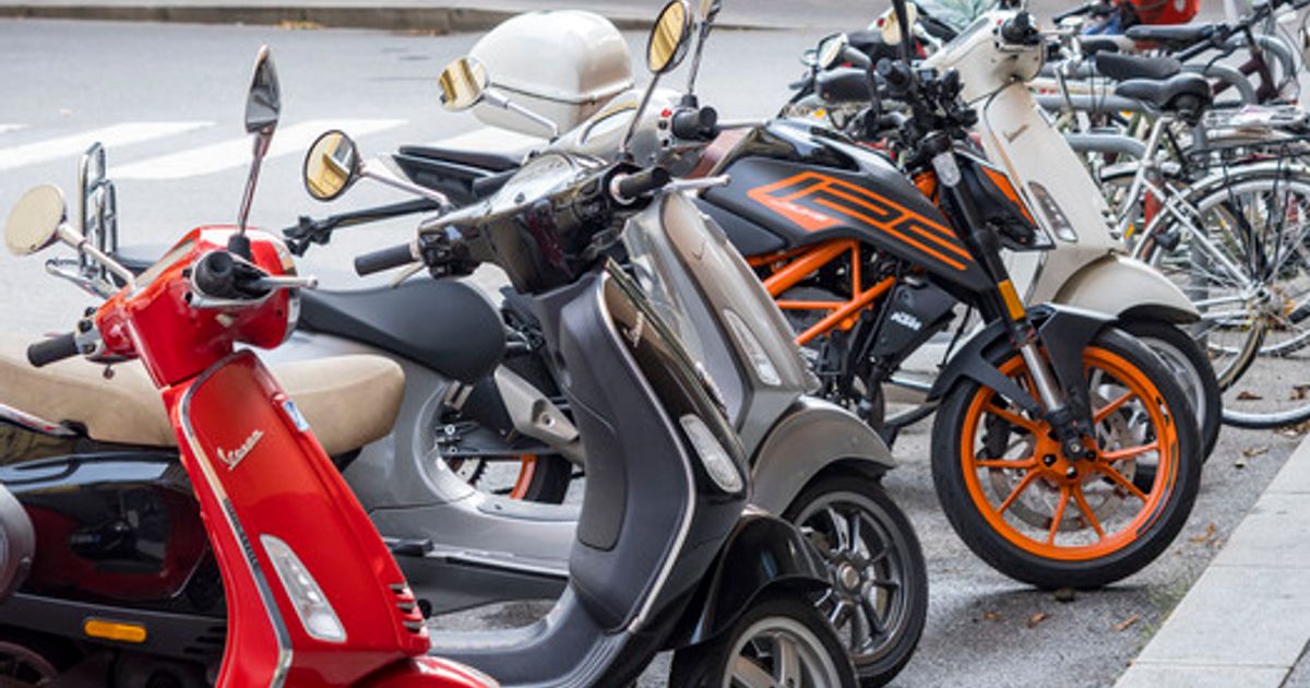 134-km-h-schnell-Polizei-zog-15-j-hrigen-Moped-Tuner-aus-dem-Verkehr