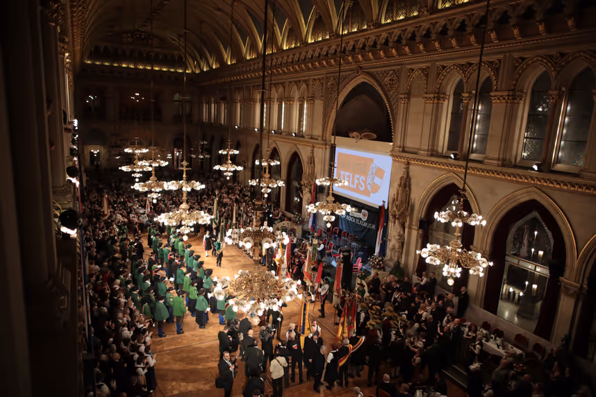 Tirolerball: Telfer nahmen Wiener Rathaus im Sturm